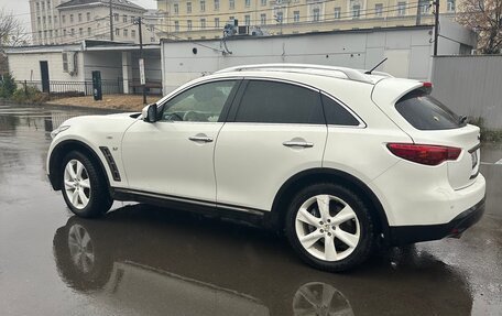 Infiniti QX70, 2015 год, 2 270 000 рублей, 3 фотография