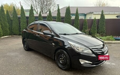 Hyundai Solaris II рестайлинг, 2014 год, 850 000 рублей, 2 фотография
