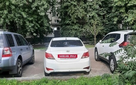 Hyundai Solaris II рестайлинг, 2015 год, 450 000 рублей, 4 фотография