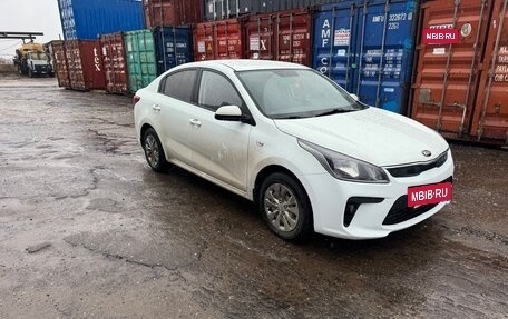 KIA Rio IV, 2017 год, 970 000 рублей, 2 фотография