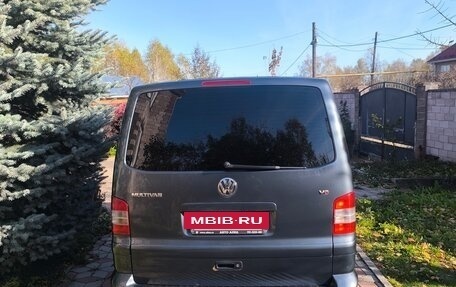 Volkswagen Multivan T5, 2004 год, 1 560 000 рублей, 5 фотография