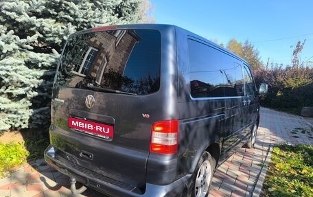 Volkswagen Multivan T5, 2004 год, 1 560 000 рублей, 4 фотография