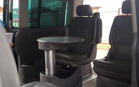 Volkswagen Multivan T5, 2004 год, 1 560 000 рублей, 11 фотография