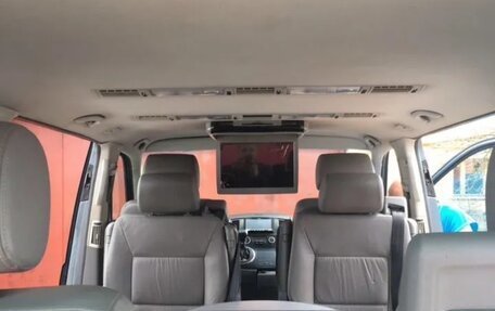 Volkswagen Multivan T5, 2004 год, 1 560 000 рублей, 13 фотография