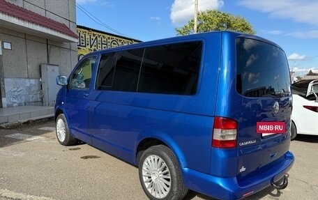 Volkswagen Caravelle T5, 2005 год, 1 299 999 рублей, 5 фотография