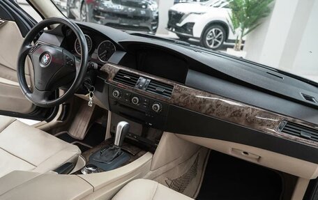 BMW 5 серия, 2005 год, 897 000 рублей, 7 фотография