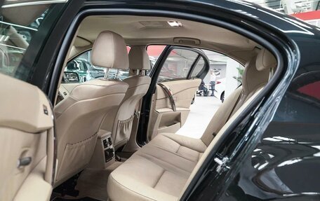 BMW 5 серия, 2005 год, 897 000 рублей, 12 фотография