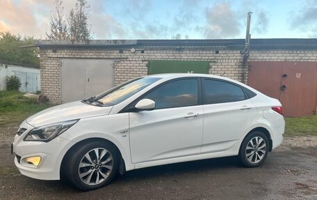 Hyundai Solaris II рестайлинг, 2016 год, 1 200 000 рублей, 4 фотография