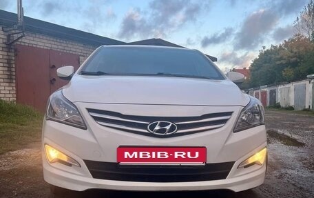 Hyundai Solaris II рестайлинг, 2016 год, 1 200 000 рублей, 3 фотография