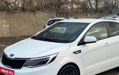 KIA Rio III рестайлинг, 2015 год, 957 000 рублей, 4 фотография