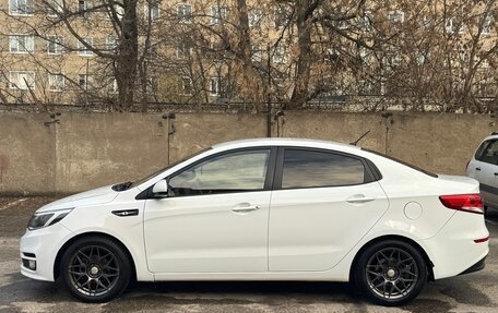 KIA Rio III рестайлинг, 2015 год, 957 000 рублей, 5 фотография