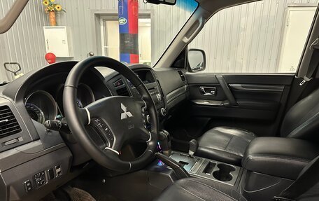Mitsubishi Pajero IV, 2011 год, 1 200 000 рублей, 9 фотография