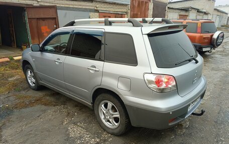 Mitsubishi Outlander III рестайлинг 3, 2003 год, 510 000 рублей, 2 фотография