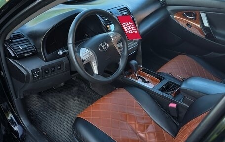 Toyota Camry, 2011 год, 1 150 000 рублей, 10 фотография