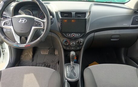 Hyundai Solaris II рестайлинг, 2013 год, 774 000 рублей, 16 фотография