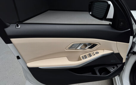 BMW 3 серия, 2023 год, 6 100 000 рублей, 13 фотография