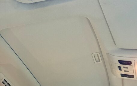 Land Rover Range Rover III, 2011 год, 2 390 000 рублей, 22 фотография