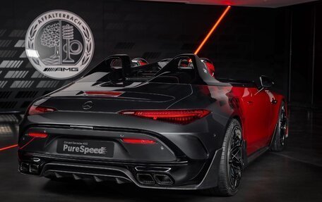 Mercedes-Benz AMG GT, 2025 год, 156 000 000 рублей, 2 фотография