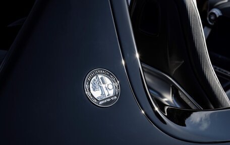 Mercedes-Benz AMG GT, 2025 год, 156 000 000 рублей, 10 фотография