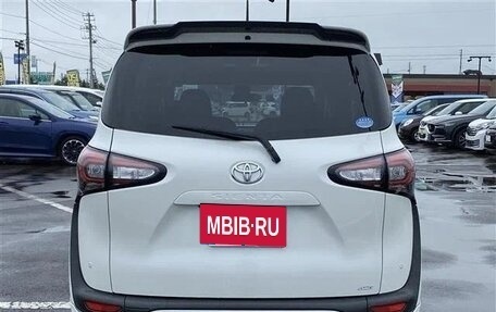Toyota Sienta II, 2022 год, 1 312 111 рублей, 4 фотография
