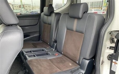 Toyota Sienta II, 2022 год, 1 312 111 рублей, 21 фотография