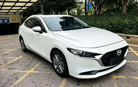 Mazda 3, 2021 год, 1 200 000 рублей, 3 фотография