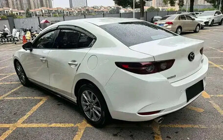 Mazda 3, 2021 год, 1 200 000 рублей, 6 фотография