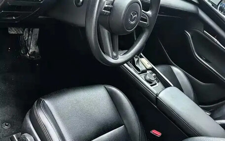 Mazda 3, 2021 год, 1 200 000 рублей, 9 фотография