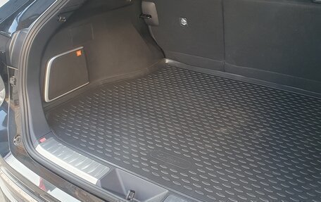 Toyota Harrier, 2020 год, 4 290 000 рублей, 6 фотография