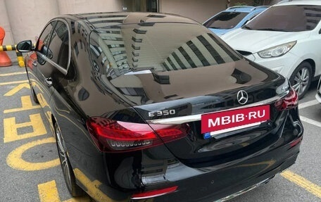 Mercedes-Benz E-Класс, 2021 год, 3 445 000 рублей, 4 фотография