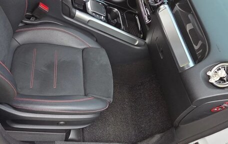 Mercedes-Benz GLB AMG, 2022 год, 3 650 000 рублей, 9 фотография