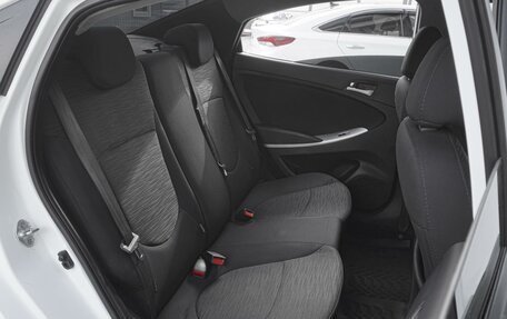 Hyundai Solaris II рестайлинг, 2015 год, 825 000 рублей, 7 фотография