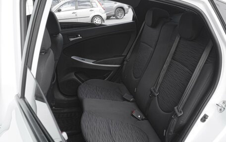 Hyundai Solaris II рестайлинг, 2015 год, 825 000 рублей, 9 фотография