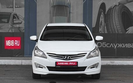 Hyundai Solaris II рестайлинг, 2015 год, 825 000 рублей, 3 фотография