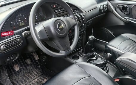 Chevrolet Niva I рестайлинг, 2018 год, 950 000 рублей, 10 фотография