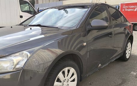 Chevrolet Cruze II, 2009 год, 410 000 рублей, 7 фотография