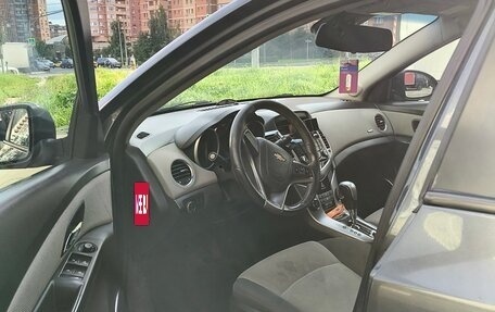 Chevrolet Cruze II, 2009 год, 410 000 рублей, 3 фотография