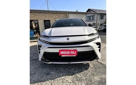 Toyota Crown, 2024 год, 4 450 000 рублей, 5 фотография