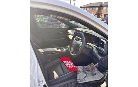 Toyota Crown, 2024 год, 4 450 000 рублей, 9 фотография