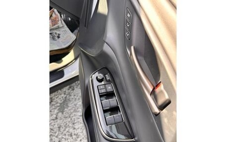 Toyota Crown, 2024 год, 4 450 000 рублей, 24 фотография