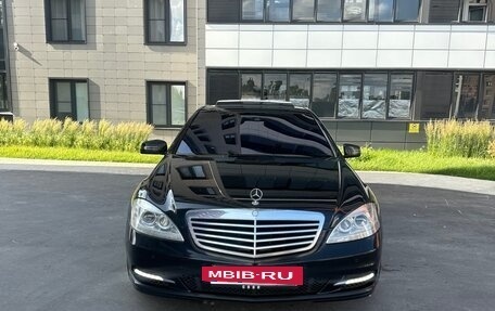 Mercedes-Benz S-Класс, 2012 год, 2 100 000 рублей, 2 фотография