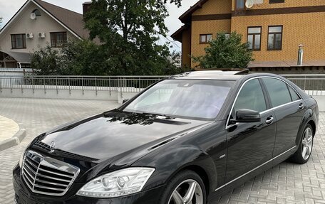 Mercedes-Benz S-Класс, 2012 год, 2 100 000 рублей, 22 фотография