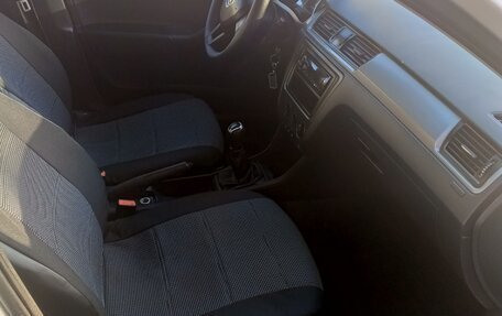 Skoda Rapid I, 2017 год, 840 000 рублей, 6 фотография