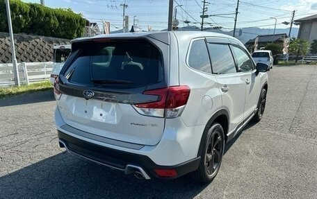 Subaru Forester, 2022 год, 1 900 000 рублей, 5 фотография