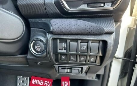 Subaru Forester, 2022 год, 1 900 000 рублей, 18 фотография