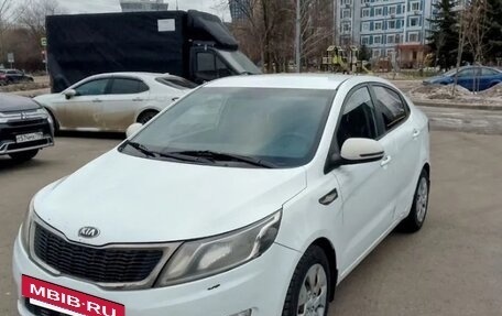 KIA Rio III рестайлинг, 2014 год, 420 000 рублей, 2 фотография