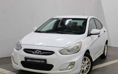 Hyundai Solaris II рестайлинг, 2013 год, 593 000 рублей, 1 фотография