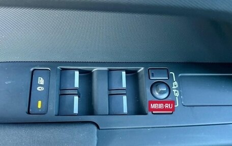 Land Rover Defender II, 2025 год, 11 500 000 рублей, 17 фотография