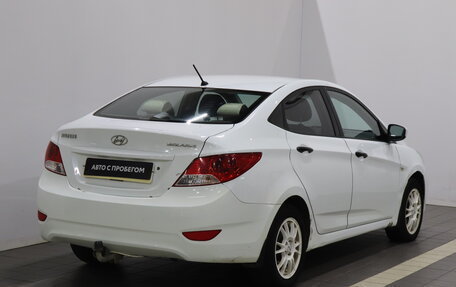 Hyundai Solaris II рестайлинг, 2013 год, 593 000 рублей, 5 фотография