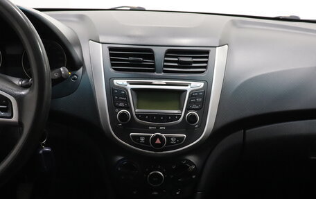 Hyundai Solaris II рестайлинг, 2013 год, 593 000 рублей, 11 фотография